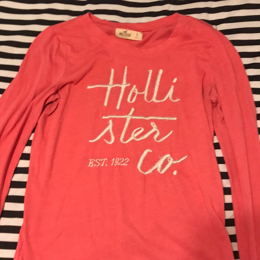 Very pretty Hollister shirt